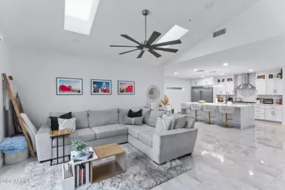 8480 E Coolidge Street E, Scottsdale, AZ 85251 - Photo 13
