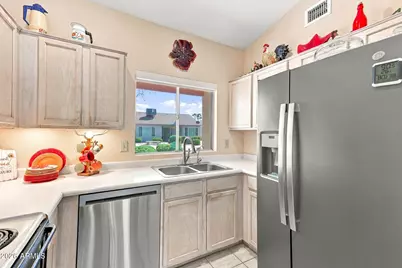 1873 E Peach Tree Drive, Chandler, AZ 85249 - Photo 11
