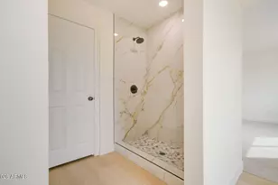 6024 S 11th St, Phoenix, AZ 85042 - Photo 11