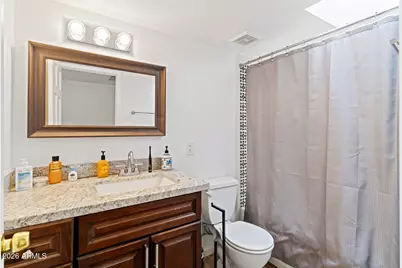 3637 E Monterosa Street #17, Phoenix, AZ 85018 - Photo 17