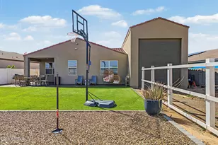 4386 W Suncup Dr, San Tan Valley, AZ 85144 - Photo 31
