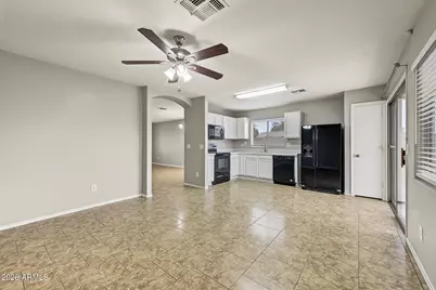 2820 S 64th Drive, Phoenix, AZ 85043 - Photo 11