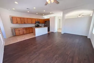 25852 W Lynne Ln, Buckeye, AZ 85326 - Photo 3