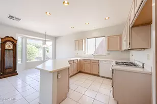 14104 W Gunsight Dr, Sun City West, AZ 85375 - Photo 17