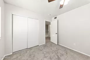 1401 E Kerry Ln, Phoenix, AZ 85024 - Photo 23