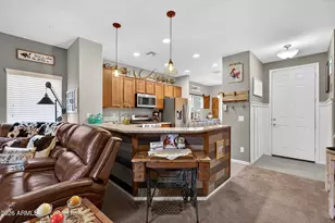 827 W Banyan Ave, San Tan Valley, AZ 85140 - Photo 5