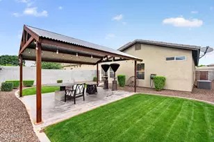 827 W Banyan Ave, San Tan Valley, AZ 85140 - Photo 31