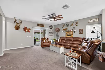 827 W Banyan Avenue, San Tan Valley, AZ 85140 - Photo 13