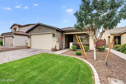 827 W Banyan Avenue, San Tan Valley, AZ 85140 - Photo 3
