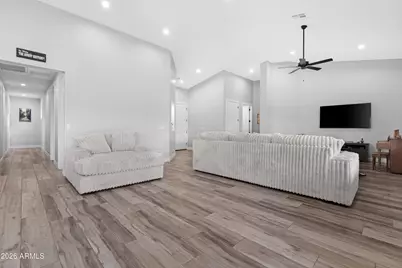 27322 N Brenner Pass Road, San Tan Valley, AZ 85144 - Photo 15
