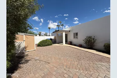 621 E Calavar Road, Phoenix, AZ 85022 - Photo 25