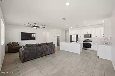 17812 W Oberlin Way, Surprise, AZ 85387 - Photo 3