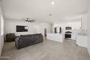 17812 W Oberlin Way, Surprise, AZ 85387 - Photo 3