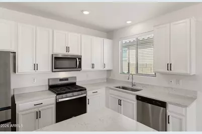 17812 W Oberlin Way, Surprise, AZ 85387 - Photo 13