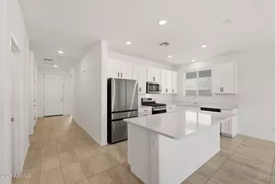 17812 W Oberlin Way, Surprise, AZ 85387 - Photo 11