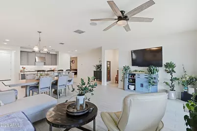 10730 W Yukon Drive, Sun City, AZ 85373 - Photo 11