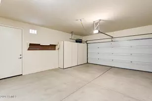 10730 W Yukon Dr, Sun City, AZ 85373 - Photo 27