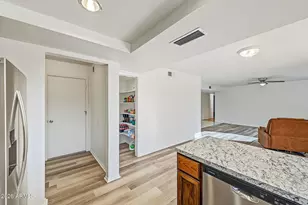 16432 N 45th Ave, Glendale, AZ 85306 - Photo 9