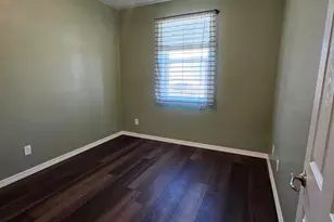 10155 W Los Gatos Dr, Peoria, AZ 85383 - Photo 17
