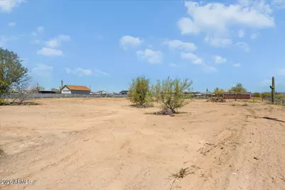 16608 W Gloria Lane W, Surprise, AZ 85387 - Photo 19