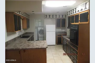 10643 W Roundelay Circle, Sun City, AZ 85351 - Photo 3