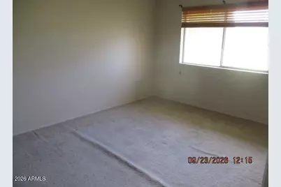 10643 W Roundelay Circle, Sun City, AZ 85351 - Photo 11