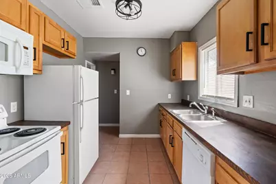 327 N 20th Avenue, Phoenix, AZ 85009 - Photo 5