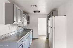 1115 W Ironwood Dr, Phoenix, AZ 85021 - Photo 5