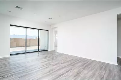 15565 S 181st Lane, Goodyear, AZ 85338 - Photo 9