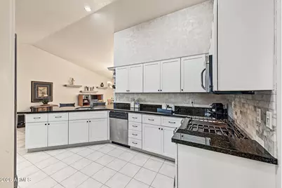 15805 W Fairmount Avenue, Goodyear, AZ 85395 - Photo 13