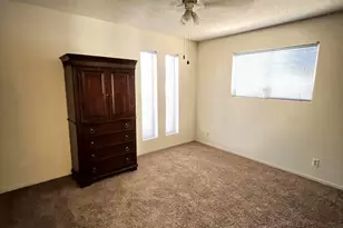 2152 N Stockton Pl, Mesa, AZ 85215 - Photo 15