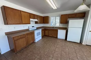 16005 W Larkspur Dr, Goodyear, AZ 85338 - Photo 3