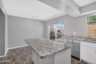 4625 W Thomas Road #34, Phoenix, AZ 85031 - Photo 7
