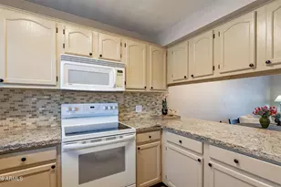 11666 N 28th Dr, Phoenix, AZ 85029 - Photo 9