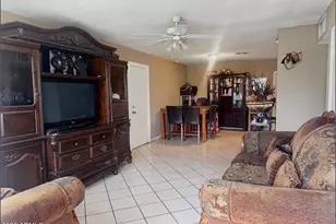 6818 W Pierson St, Phoenix, AZ 85033 - Photo 7