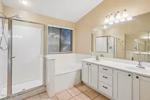 6100 S 4 Peaks Pl, Chandler, AZ 85249 - Photo 23