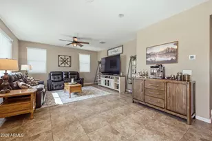 7629 W Fetlock Trail, Peoria, AZ 85383 - Photo 5