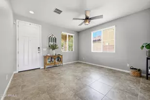 7629 W Fetlock Trail, Peoria, AZ 85383 - Photo 3
