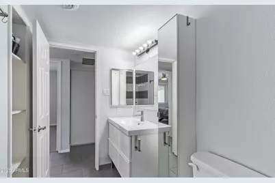 1015 N Granite Reef Road N #13, Scottsdale, AZ 85257 - Photo 15