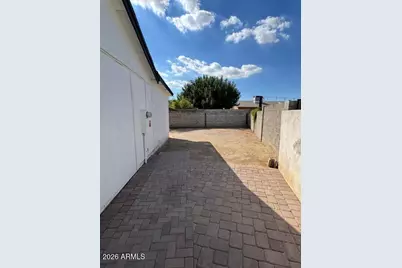 4533 W Palm Lane, Phoenix, AZ 85035 - Photo 15