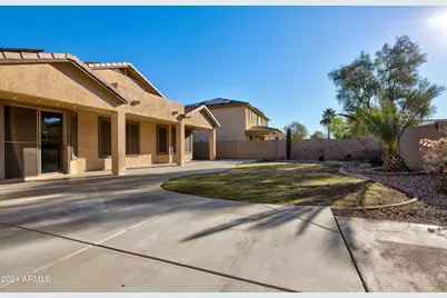 13643 W Country Gables Drive, Surprise, AZ 85379 - Photo 33