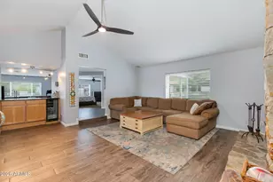 502 W Surrey Ave, Phoenix, AZ 85029 - Photo 5