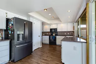 502 W Surrey Ave, Phoenix, AZ 85029 - Photo 11