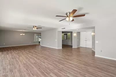 10403 W Ponderosa Circle, Sun City, AZ 85373 - Photo 13