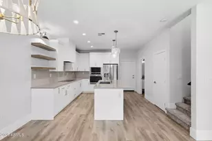163 E Hearne Way, Gilbert, AZ 85234 - Photo 13