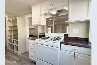 211 S Latham Boulevard, Miami, AZ 85539 - Photo 9