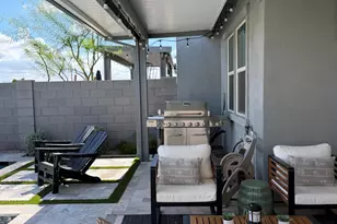 21083 N 58th Way, Phoenix, AZ 85054 - Photo 11