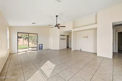 10238 W Veliana Way, Tolleson, AZ 85353 - Photo 5