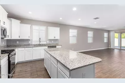 29426 W Weldon Avenue, Buckeye, AZ 85396 - Photo 5