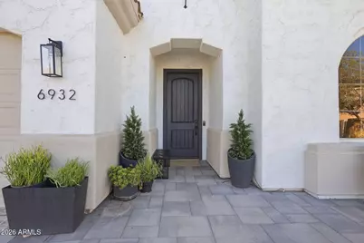 6932 S Black Hills Way, Chandler, AZ 85249 - Photo 5